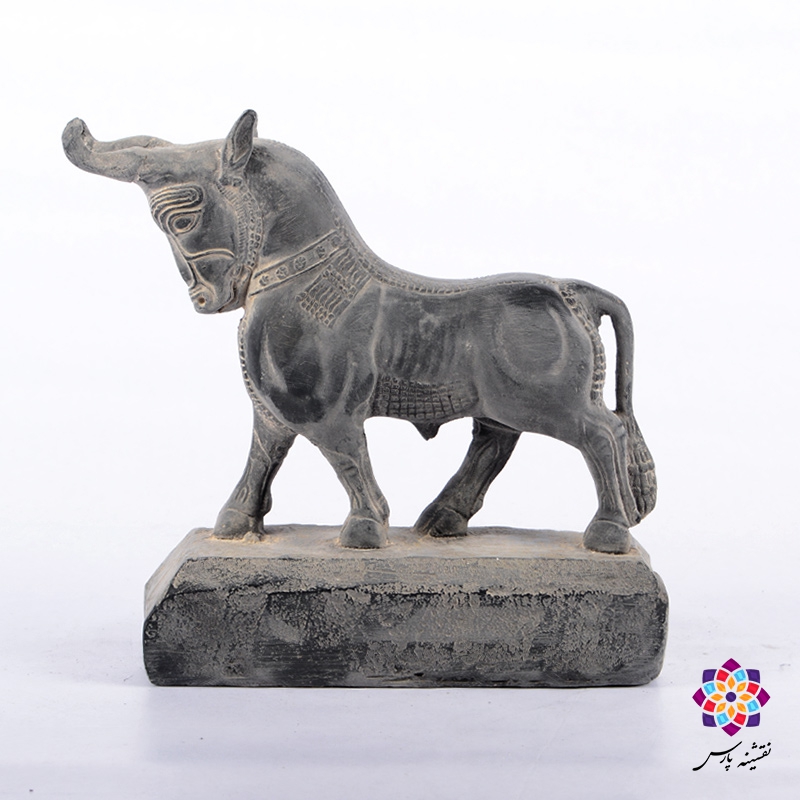 گاو حجمی دروازه ملل گاو حجمی دروازه ملل