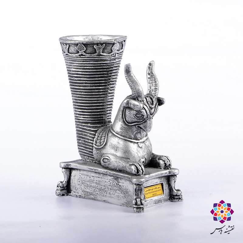 ریتون عقاب پایه دار ریتون عقاب پایه دار