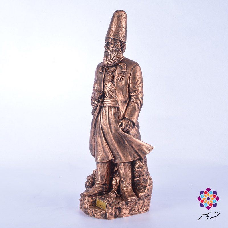 تندیس امیرکبیر تندیس امیرکبیر