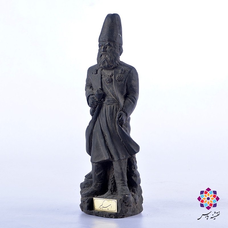 تندیس امیرکبیر تندیس امیرکبیر