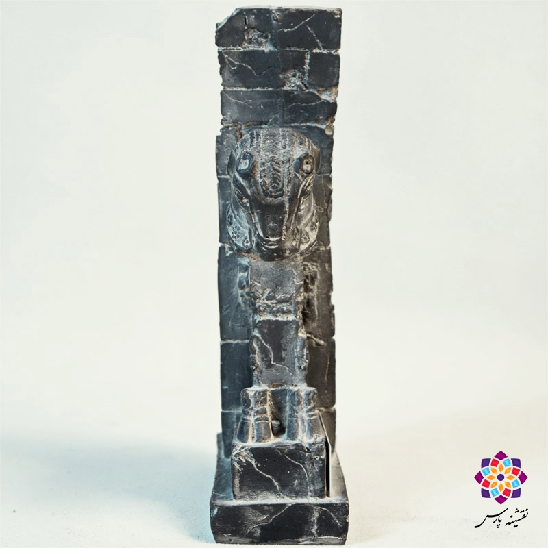 گاو مخروبه دروازه ملل گاو مخروبه دروازه ملل