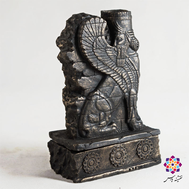 شمعدان و جواهردان شیر بالدار با گل لوتوس شمعدان و جواهردان شیر بالدار با گل لوتوس