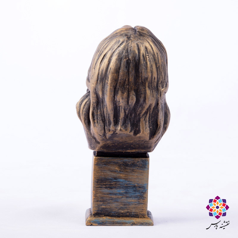 سردیس حسین منزوی سردیس حسین منزوی